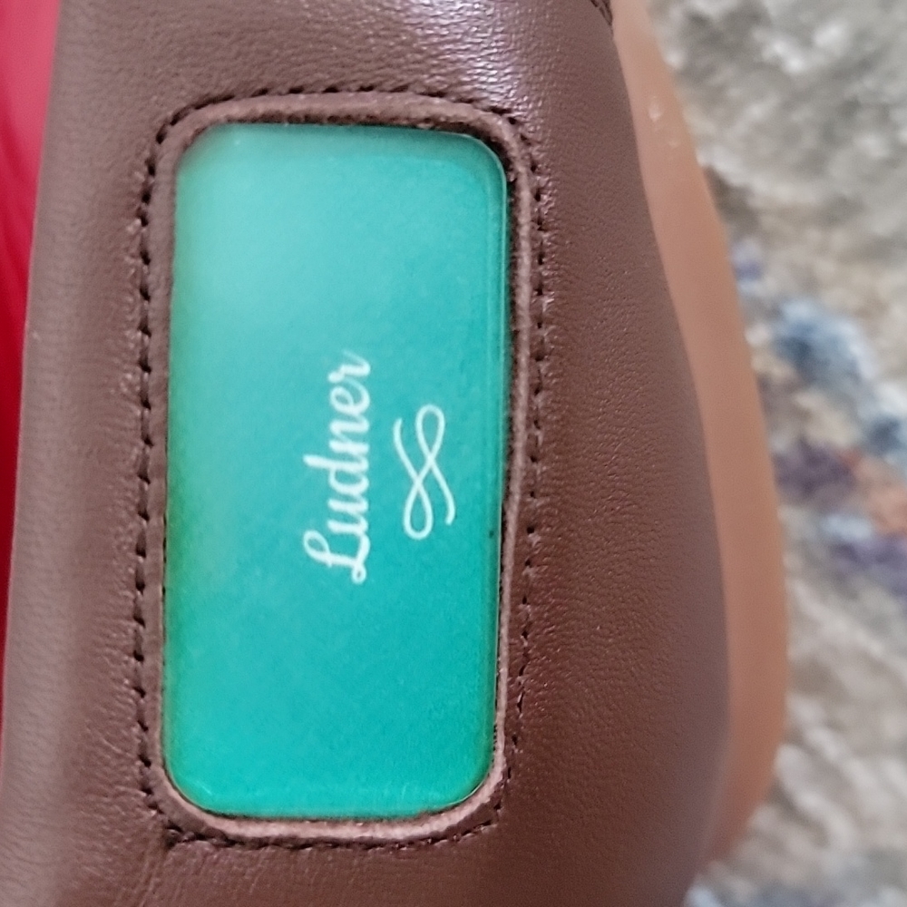 Ludner Limited Edition Ballerina Flats. Brown with Teal Leather Bow SZ 38